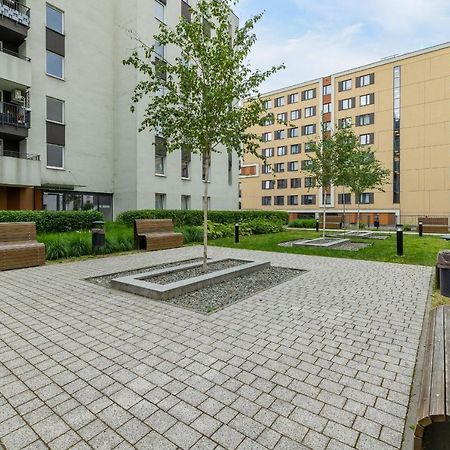Osiedle Avia Family Apartment In Krakow With Balcony By Noclegi Renters Extérieur photo